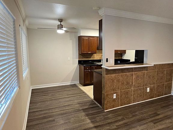3rd image of 2205 Grand Ave #2205