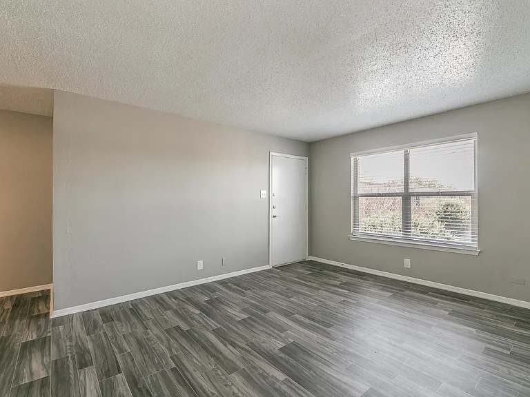 Davis Park Apartments — Photo 22