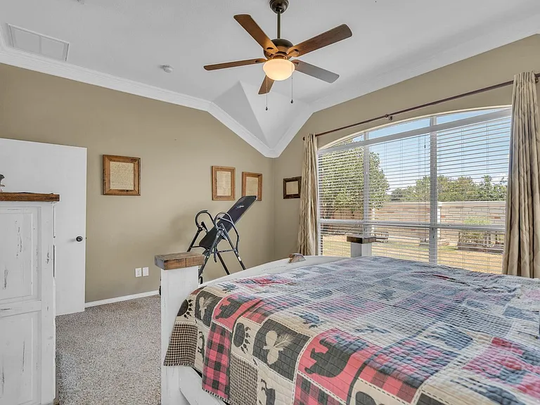 3917 Miramar Dr — Photo 18