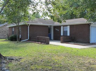 1325 Glacier Ave, Ocean Springs, MS 39564