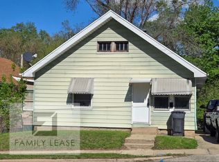 910 S Franklin St, Decatur, IL 62521