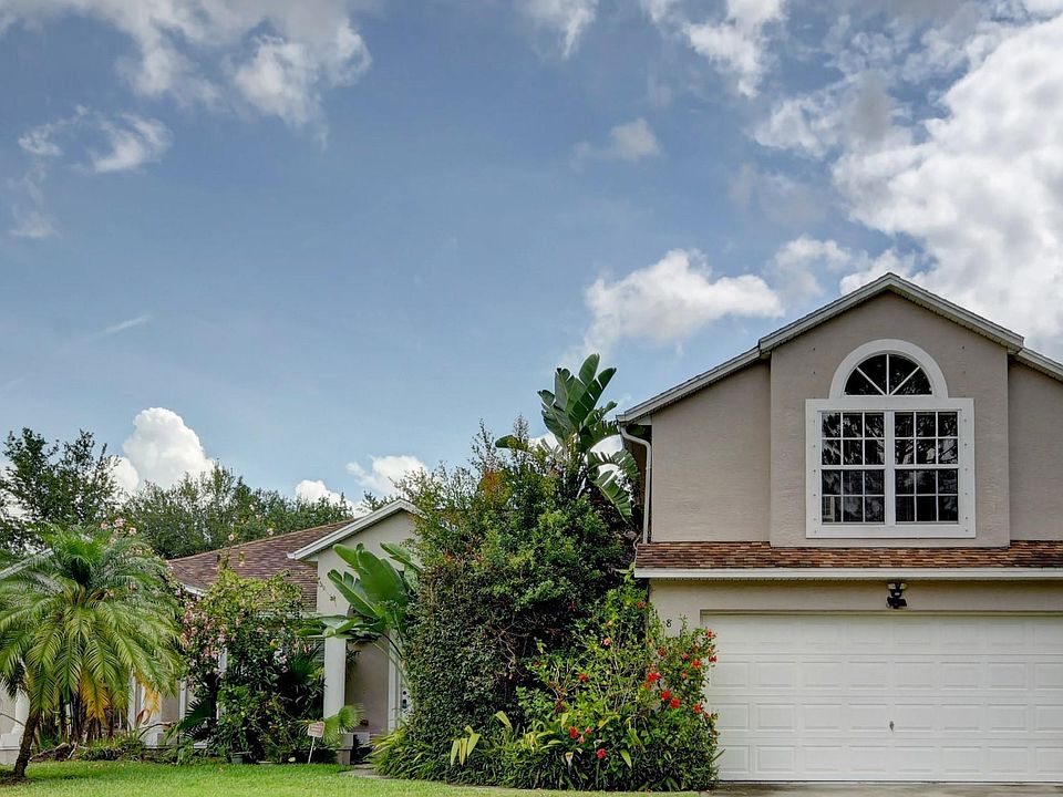 1st image of 1813 SW Cecelia Ln