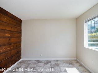 1713 Park St #A, Alameda, CA 94501