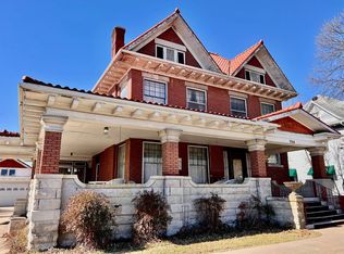 704 S Spruce St, Coffeyville, KS 67337