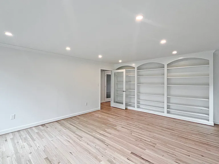1730 Chesterford Way — Photo 8