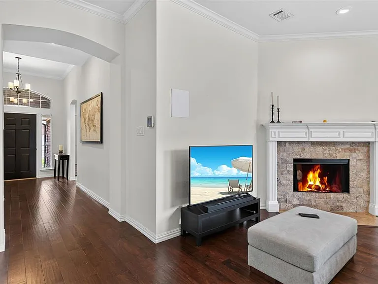 9383 Homestead Ln — Photo 6