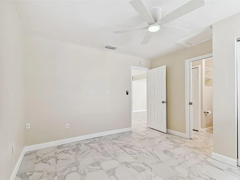 223 148th Ave E — Photo 36