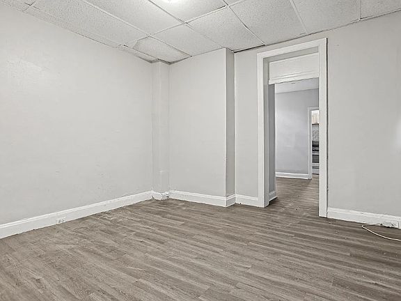 4th image of 255X W Lombard St #3