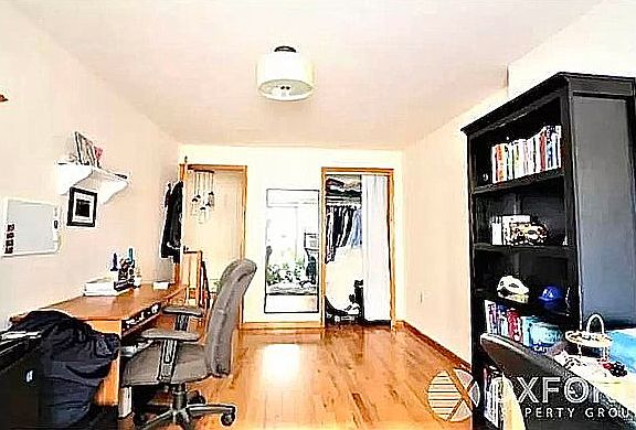 4th image of 313 W 105th St #5C