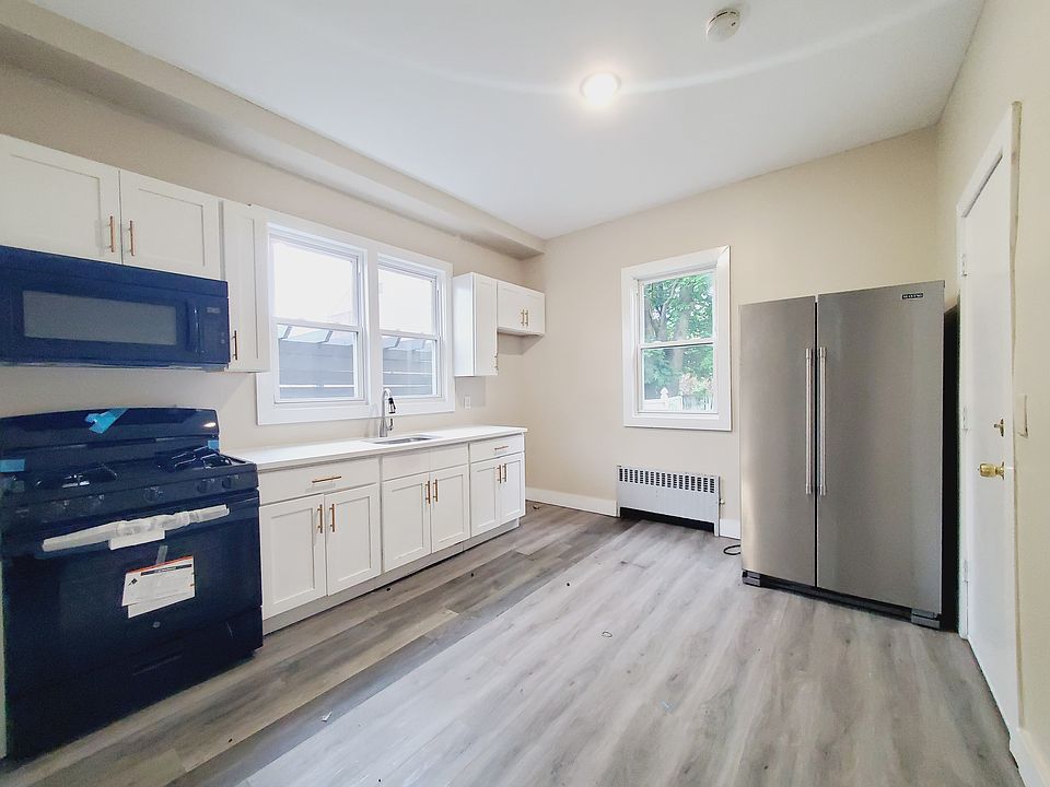 1st image of 48 Cator Ave #1R