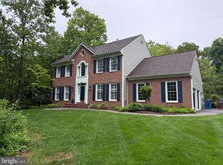 9220 Davis Dr, Lorton, VA 22079