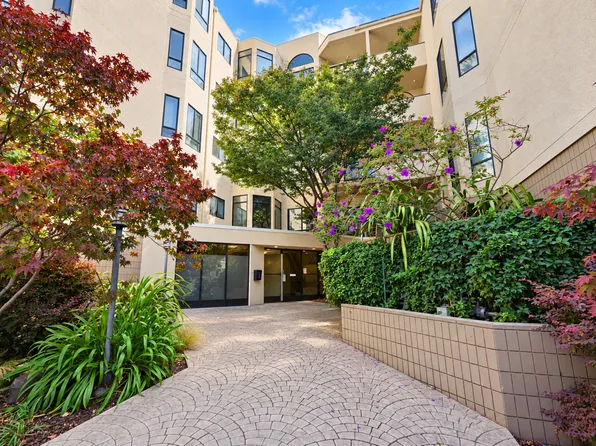 331 Park View Ter #102, Oakland, CA 94610