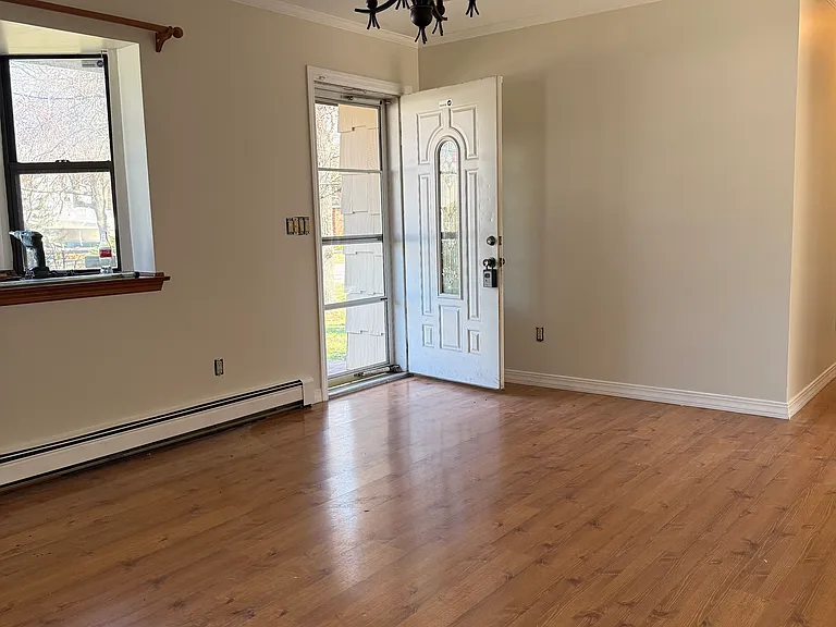 22 Garden Pl — Photo 4