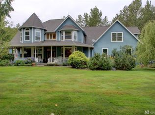 15073 Hawk Ln, Burlington, WA 98233