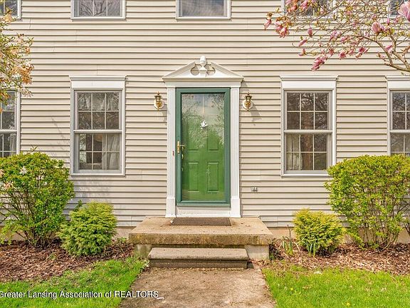 5th image of 501 W Brunswick Dr