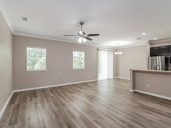 3rd image of 9325 Aplomado Cir