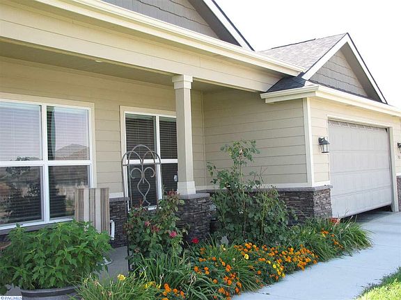 4th image of 3502 Hovley Ln