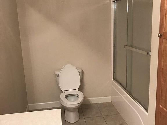 3rd image of 1549 Alexander Cir