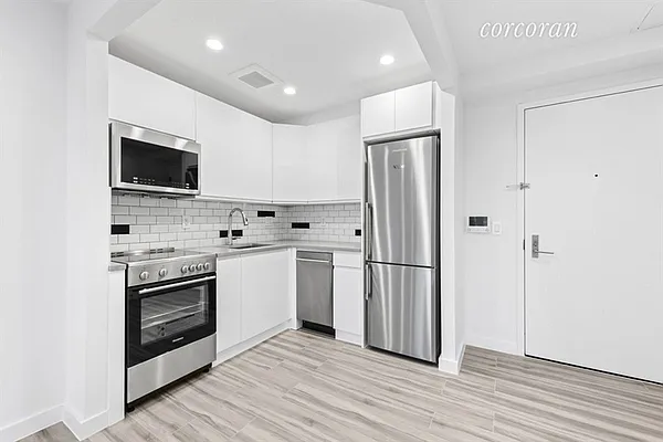 Rented by Corcoran | media 14