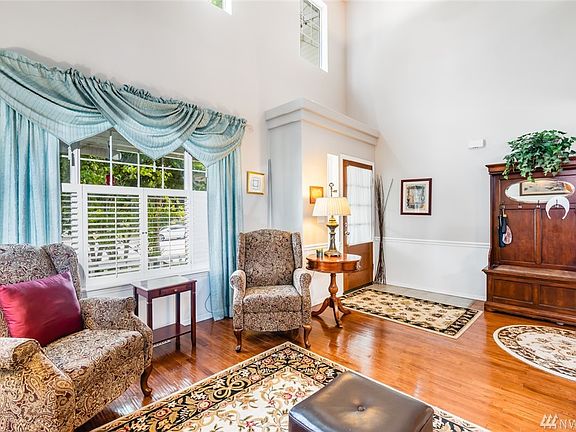 4th image of 14412 Sandy Glen Ln E