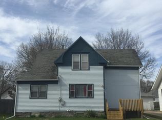 426 Riehl St, Waterloo, IA 50703