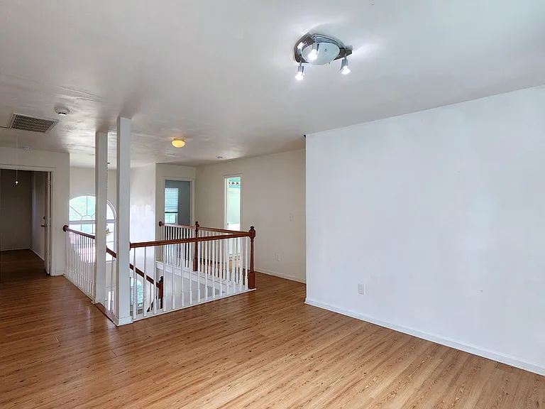 1828 Somersby Ln — Photo 18