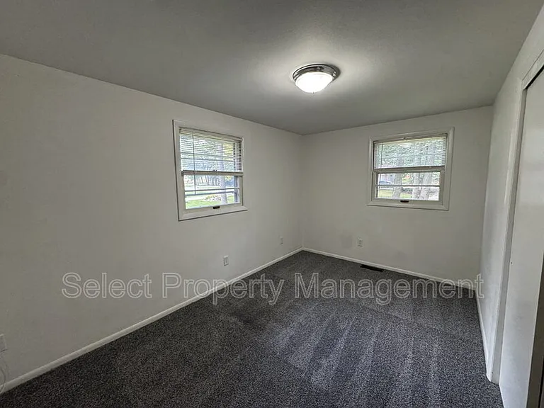 7001 Blake Dr — Photo 13