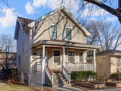 4905 N Hamlin Ave, Chicago, IL, 60625