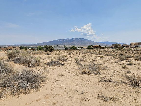 2nd image of 6824 Chapingo Rd NE