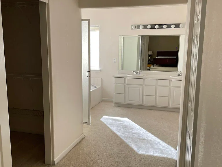 17801 SE 12th Dr — Photo 10