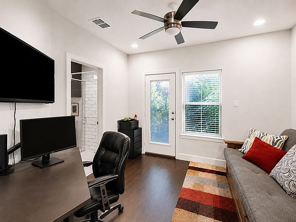 4th image of 730 Spanish Oaks Pl