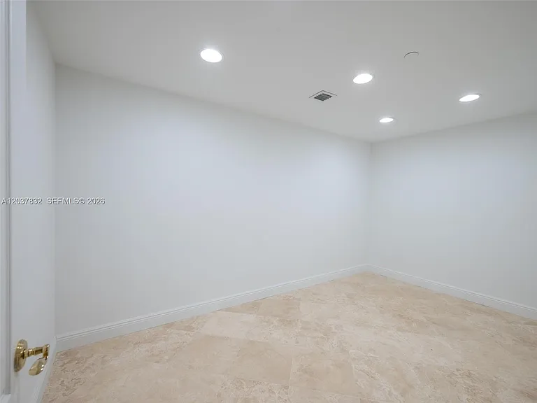 200 E Palmetto Park Rd #700 — Photo 27
