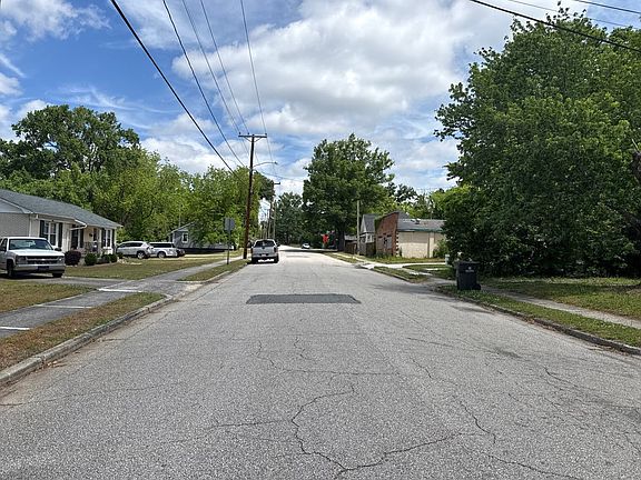 5th image of 467 Green St