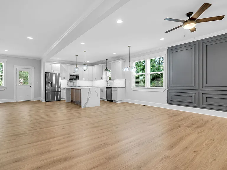 108 Averill St — Photo 35
