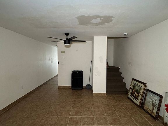 3rd image of 415 Pacific Ave #1