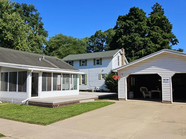 75 S West St, Hillsdale, MI 49242