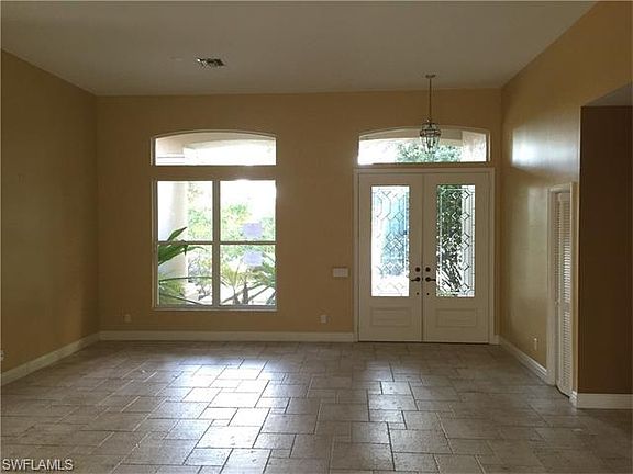 5th image of 6877 Wellington Dr
