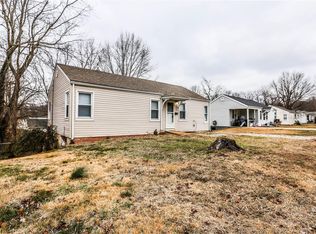 613 Wesley Dr, Farmington, MO 63640