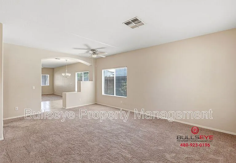 3736 E Woodside Way — Photo 4