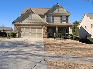 7823 Keepsake Ln, Flowery Branch, GA 30542