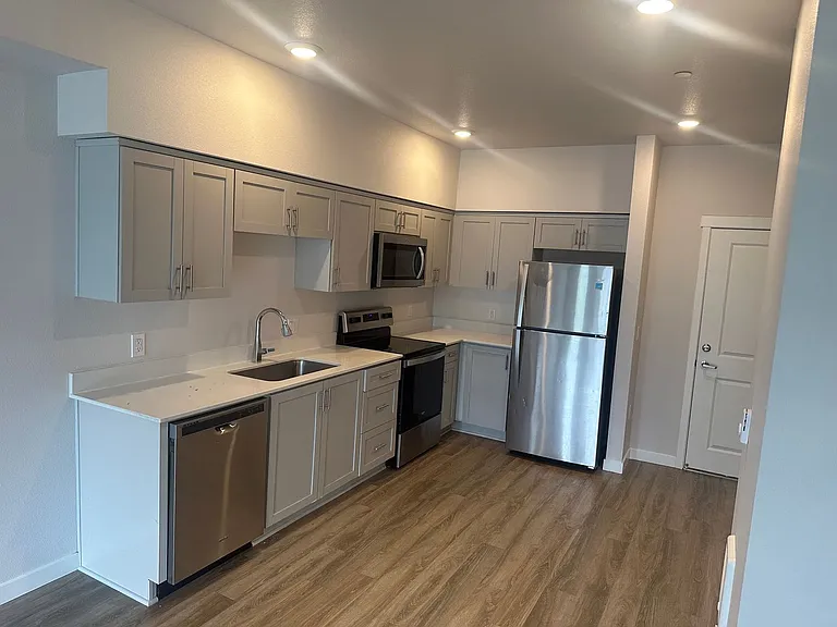 Discover Elevated Living at The Vaughn. Two Months Of Free Rent - And Free Parking! — Photo 42