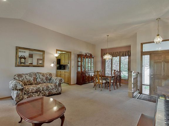 5th image of 8261 E Oxford Ct