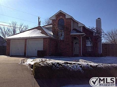 1st image of 901 Turner Ct