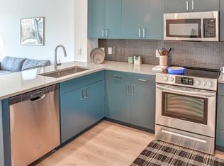 130 Clarke Ave #430, Jersey City, NJ 07304
