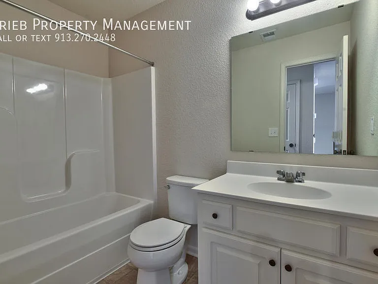 1239 Zarda Ln — Photo 11