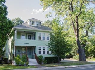 410 Loring Ave #1, Salem, MA 01970