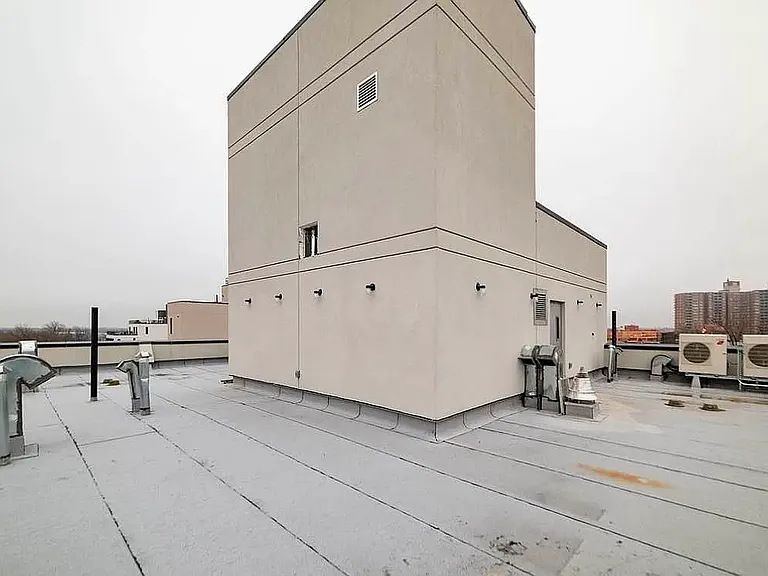 1565 New York Ave #5D — Photo 15