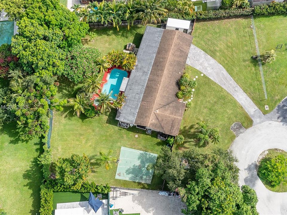 1st image of 17300 SW 89th Ct