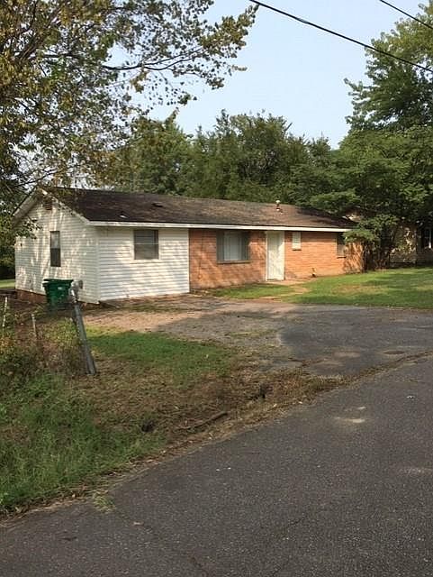 1st image of 807 Hardin St