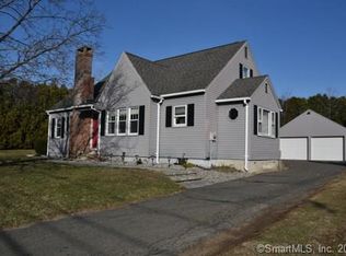 55 West St, Windsor Locks, CT 06096